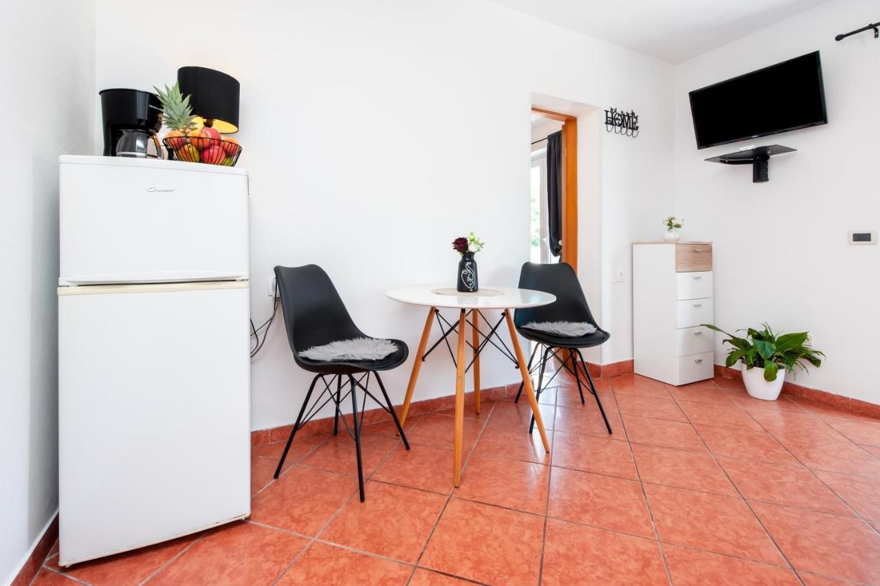 Apartment Biggy Ρόβινι Εξωτερικό φωτογραφία